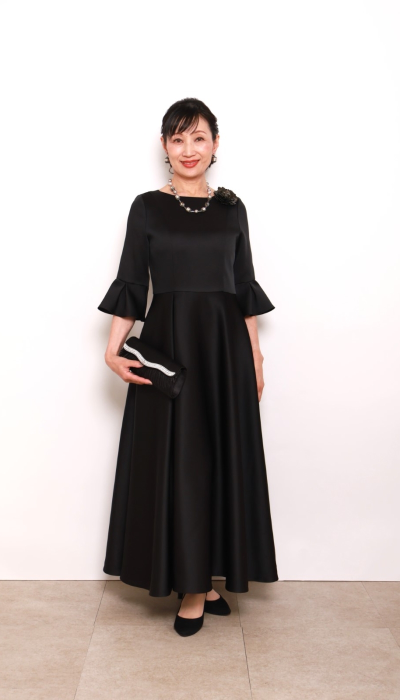 スタンダードドレス　ブラック　M ブラック系スタンダードドレス | 新郎新婦のお母様のためのレンタル
